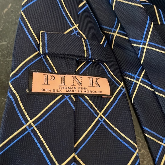 PINK men’s tie - Picture 2 of 3